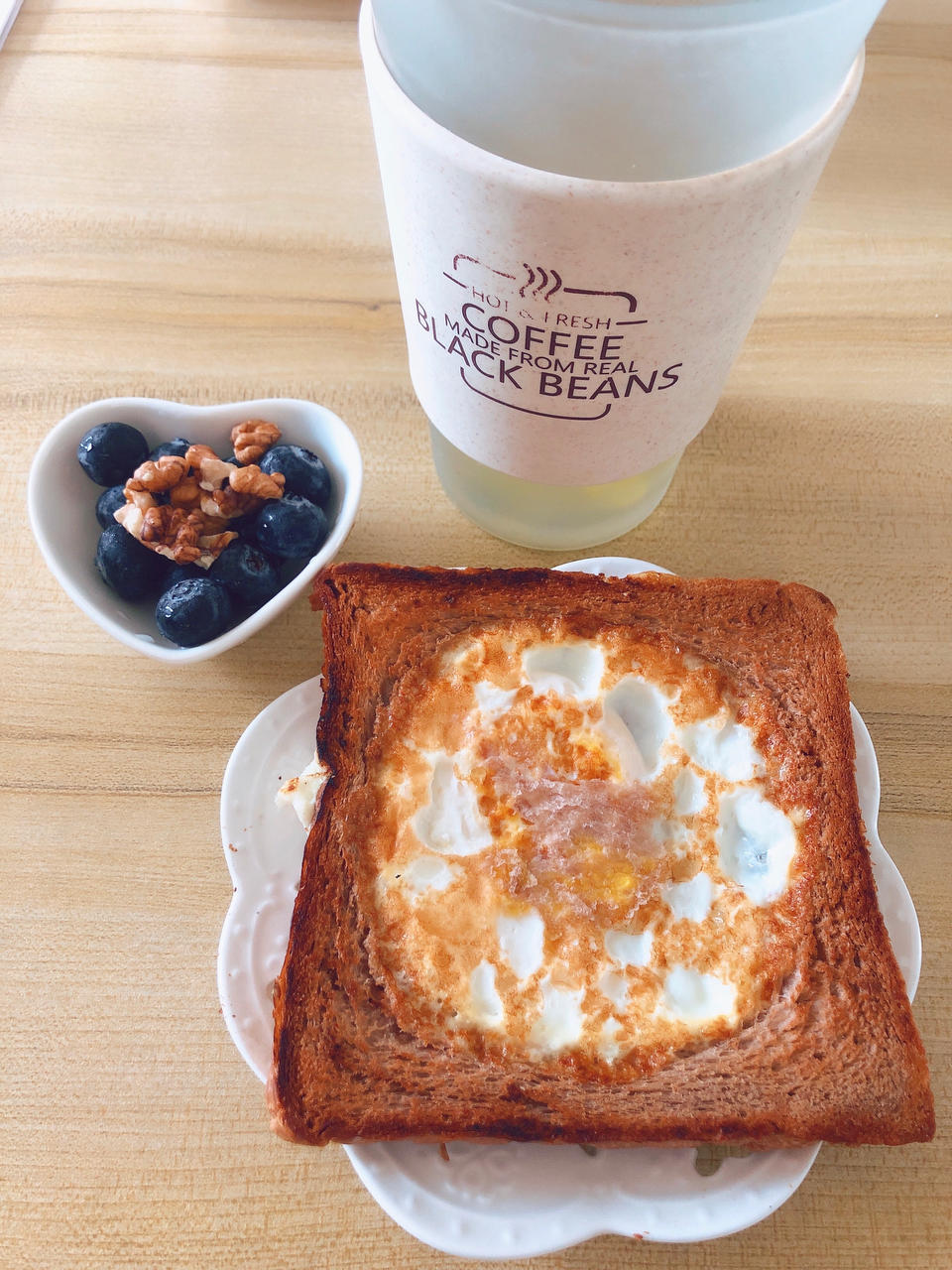 快手早餐~土司煎蛋