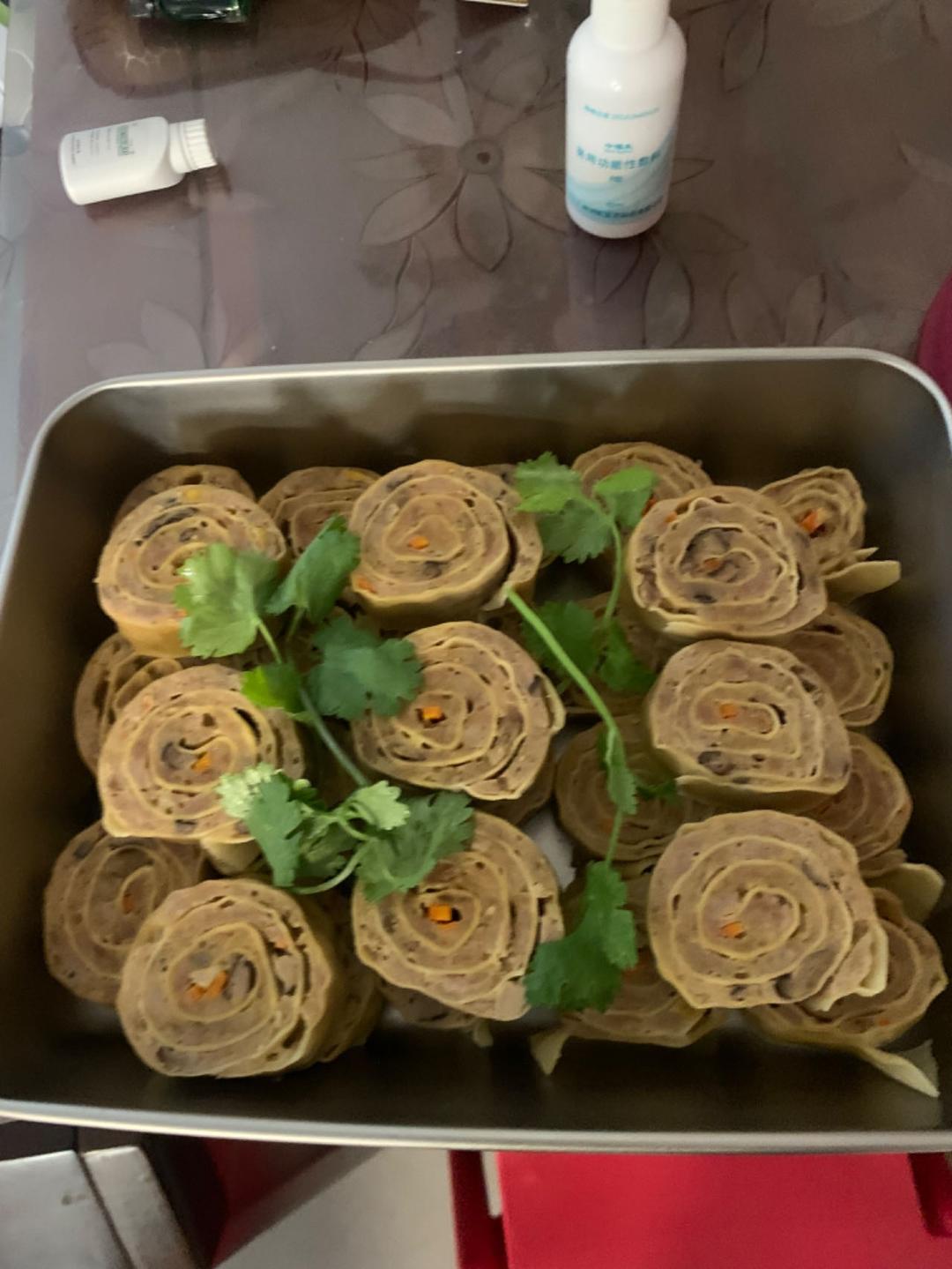 豆皮肉卷（东北千张）好吃不腻，尤其适合手残党