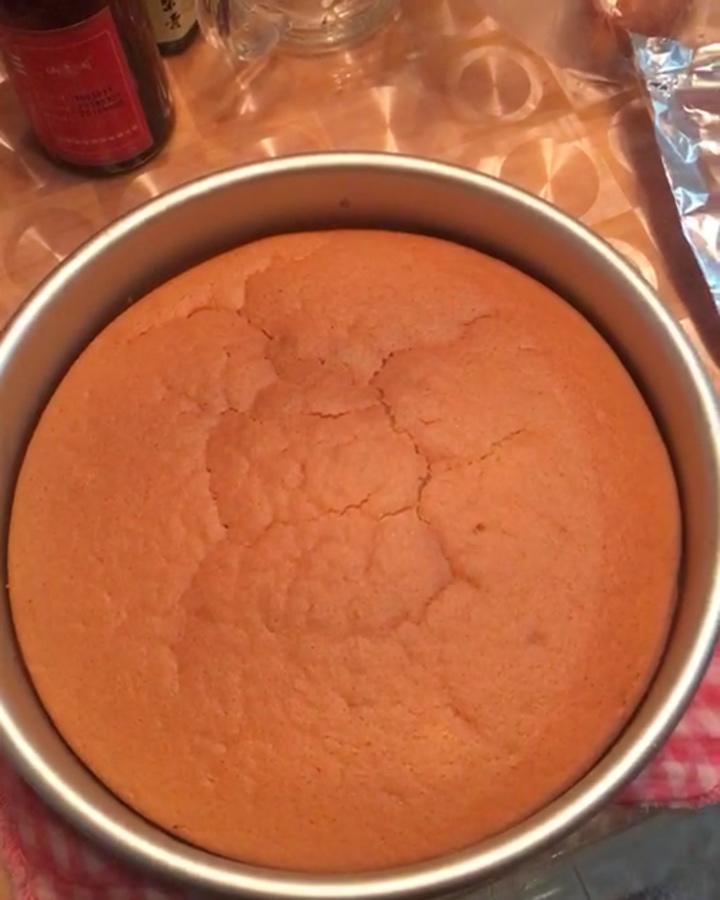 超详细8寸戚风蛋糕