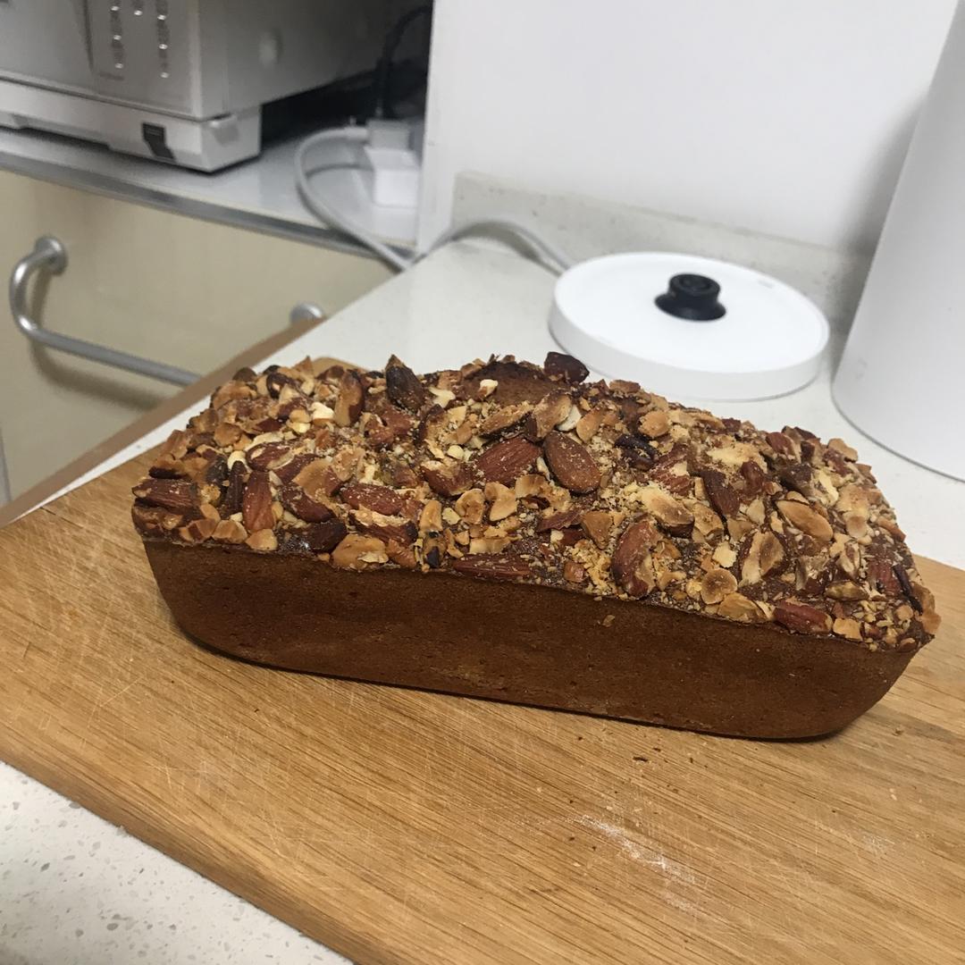 香蕉核桃磅蛋糕 Banana & Walnut Pound Cake