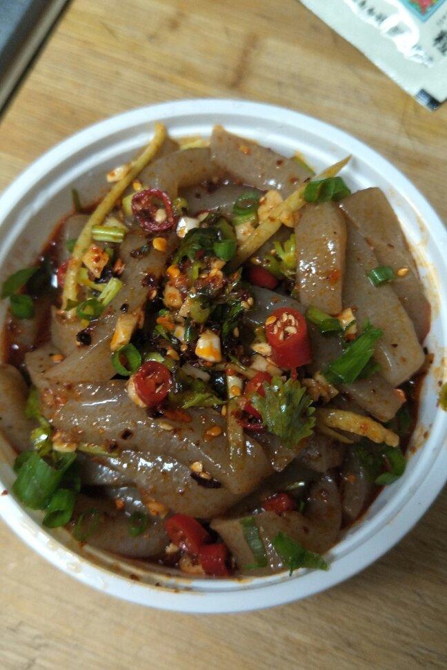 做的凉拌酸辣魔芋