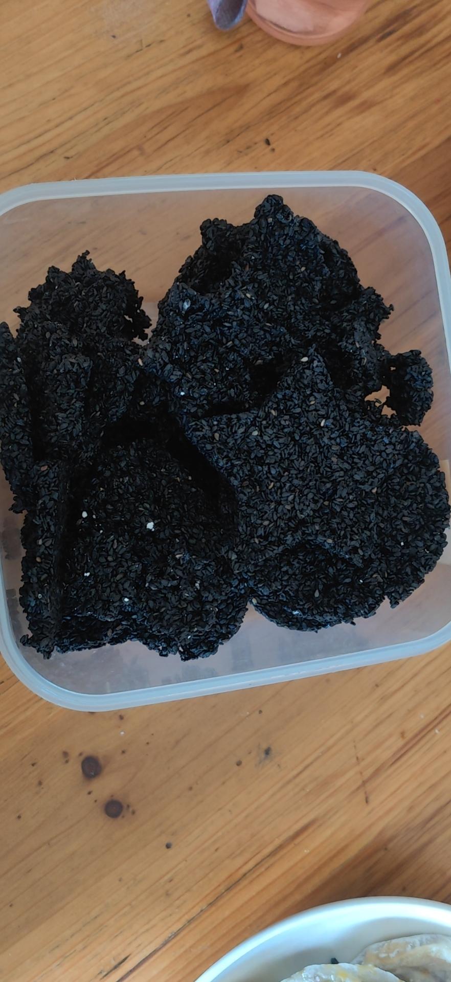 黑芝麻薄饼