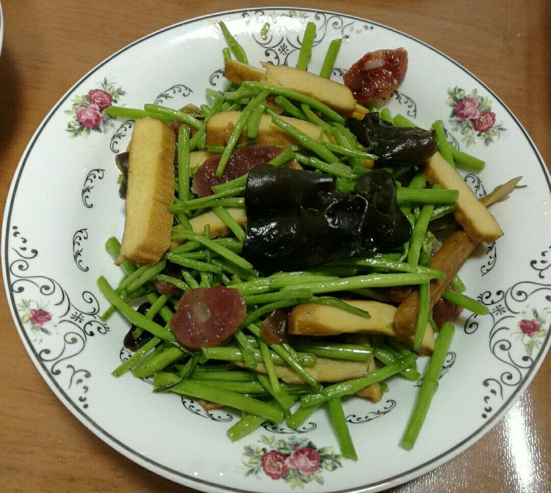 炒芦蒿