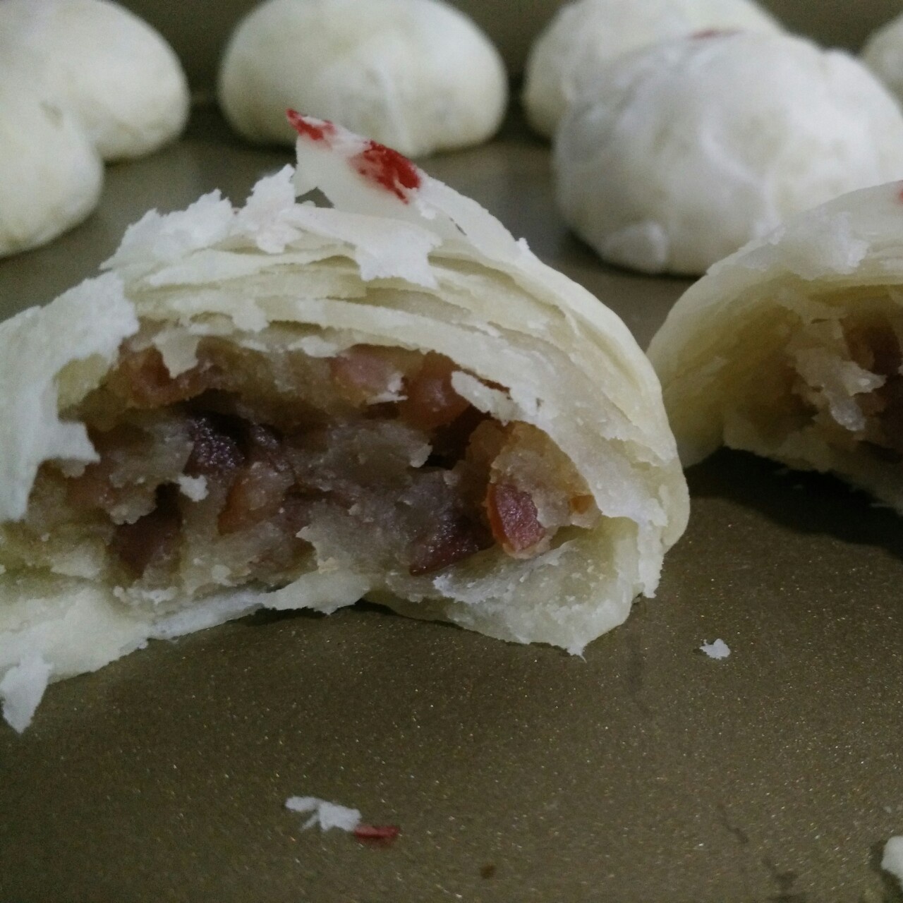 白酥皮云腿月饼