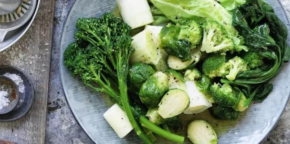 烫蔬菜蘸酱的做法