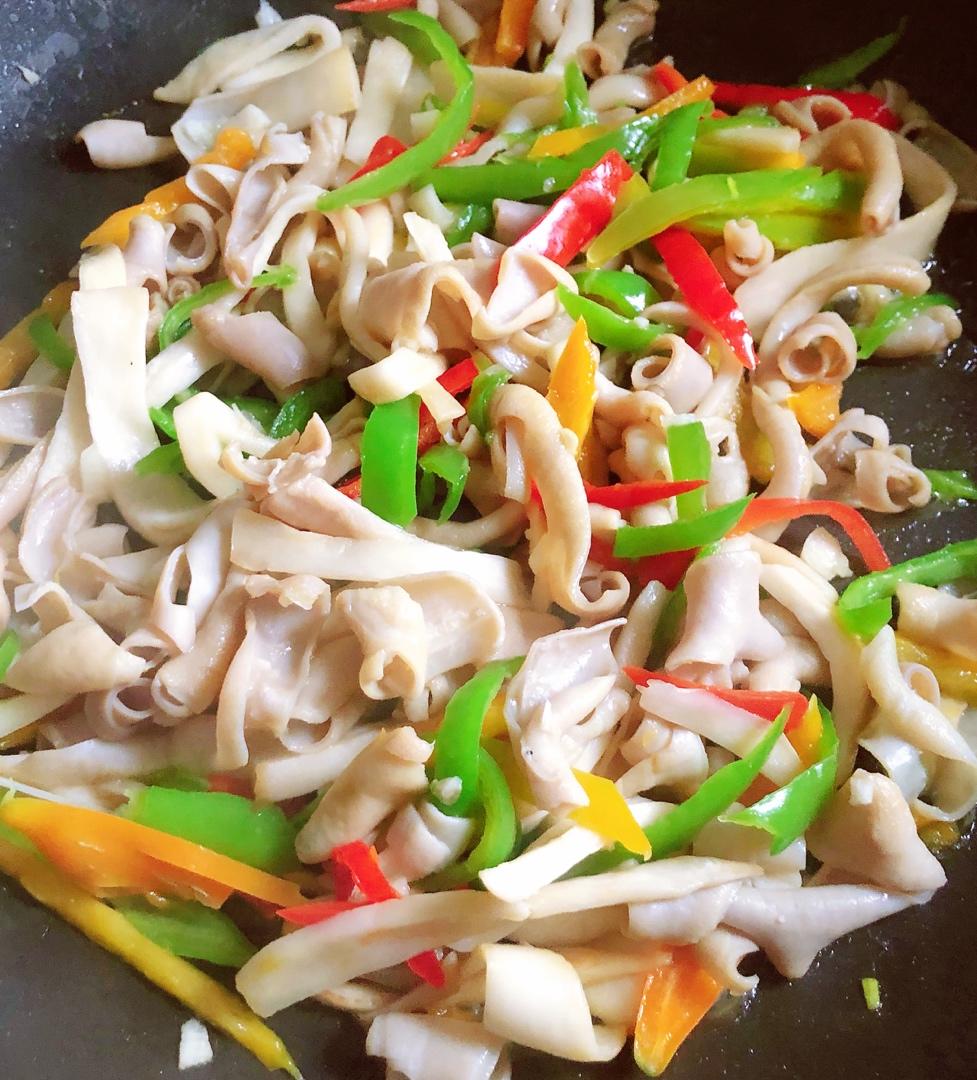 超级下饭的辣炒鸭肠