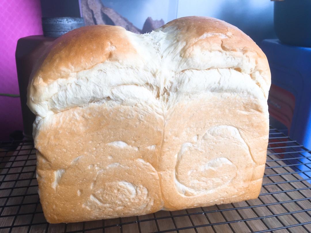 大名鼎鼎的吐司——妃娟100%中种北海道醇奶吐司