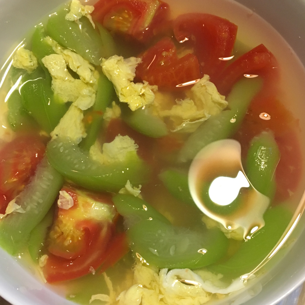 丝瓜西红柿蛋汤图片