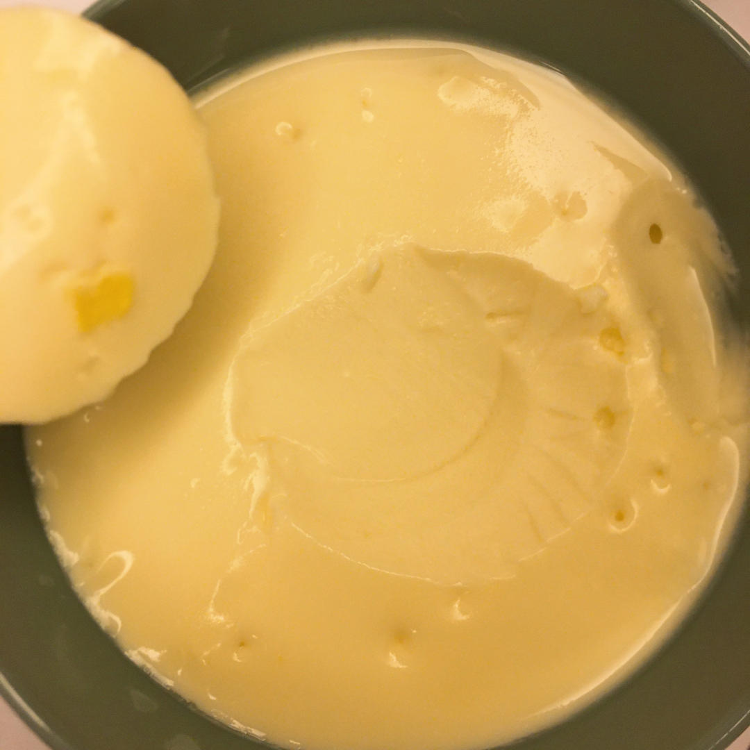 鸡蛋牛奶布丁