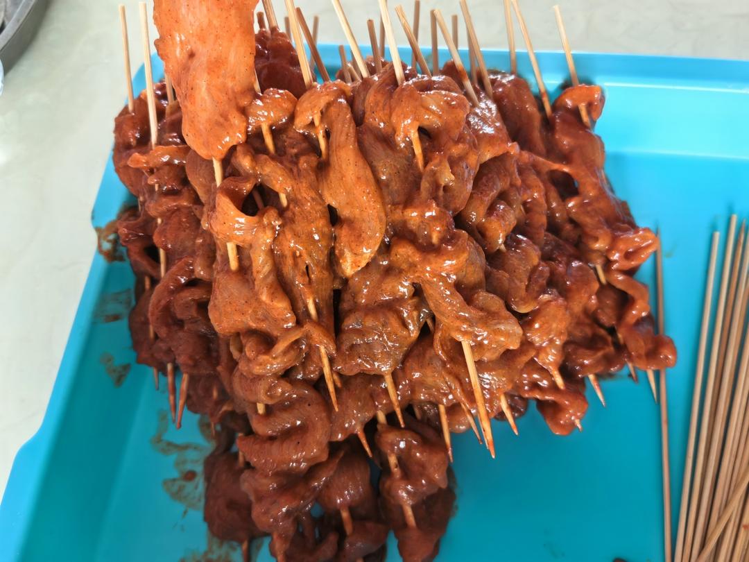 里脊肉串腌制