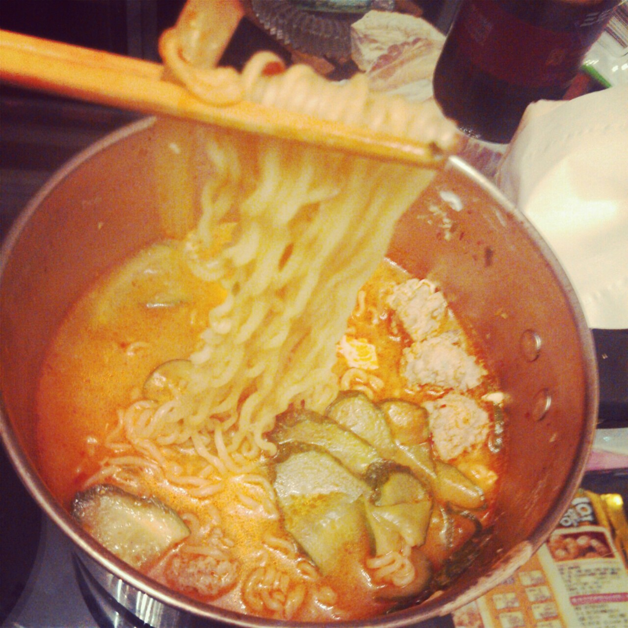 满足食欲的深夜秘密 森系浓香泡面