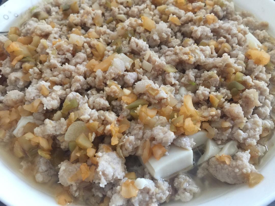 榨菜肉末蒸豆腐