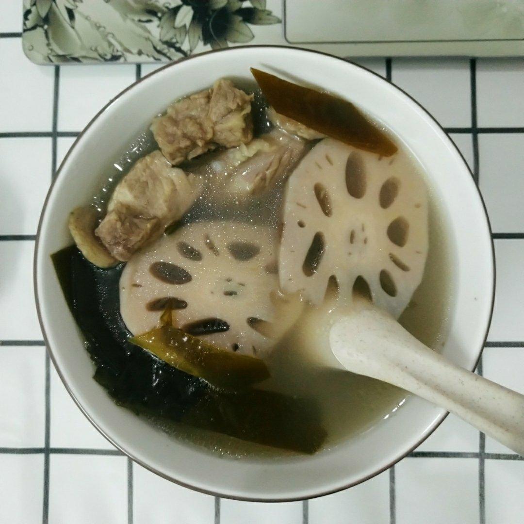 莲藕排骨汤
