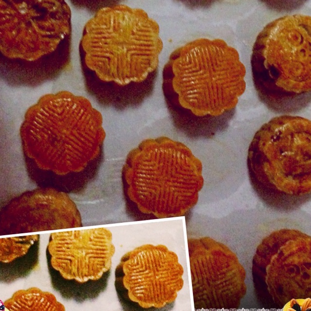 广式月饼——蛋黄莲蓉月饼