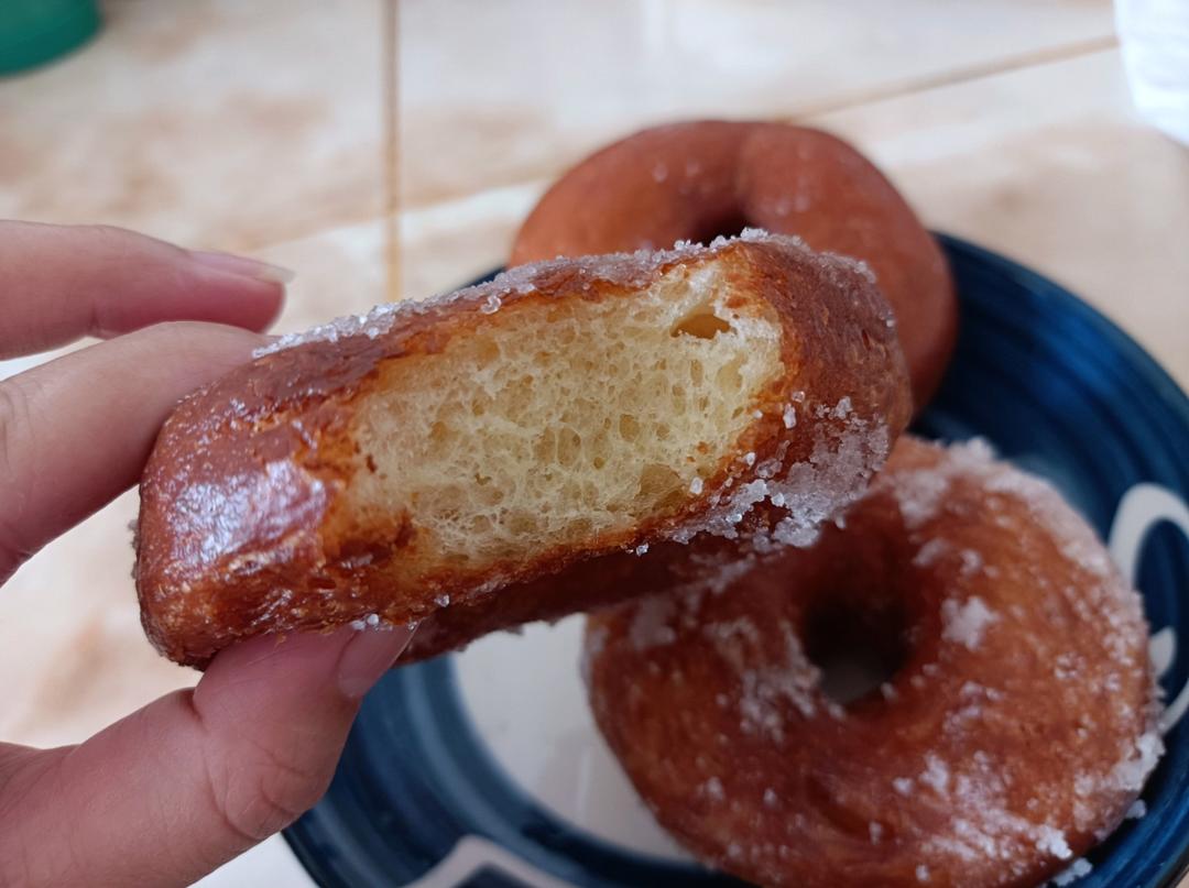 🍩超快手一小时低糖无需烤箱的甜甜圈（详细视频）