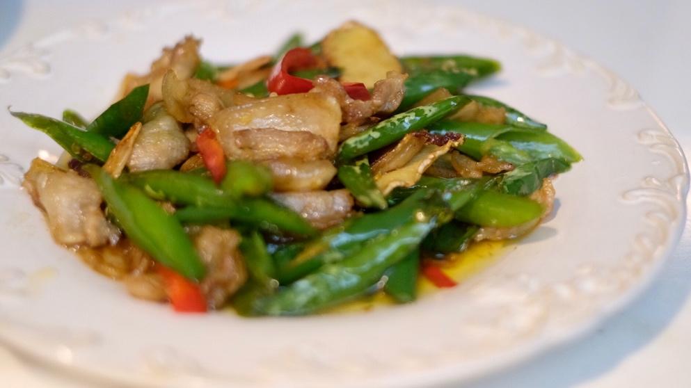 厨师长教你：“自贡小炒肉”的正宗做法，农家味十足