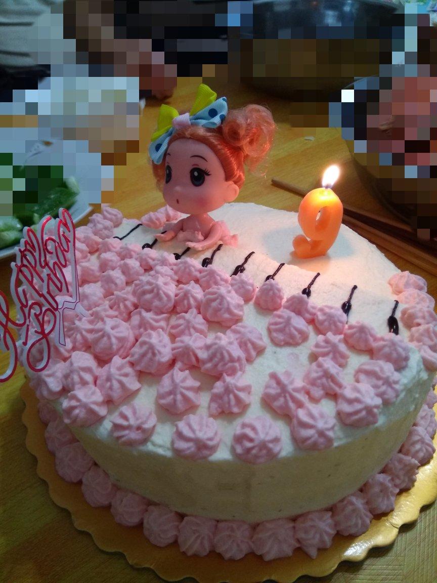 泡澡娃娃生日蛋糕（8寸）