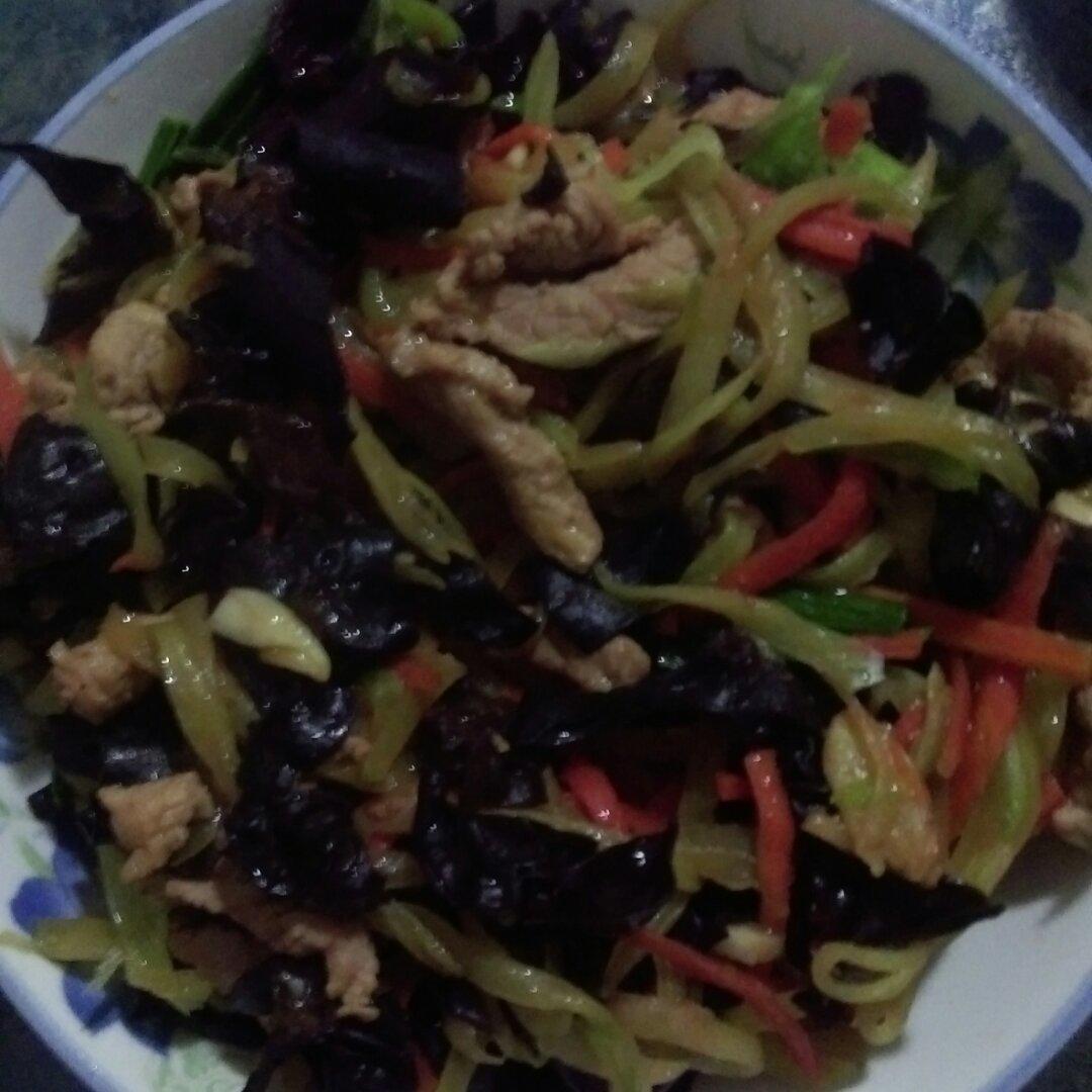 莴笋炒肉