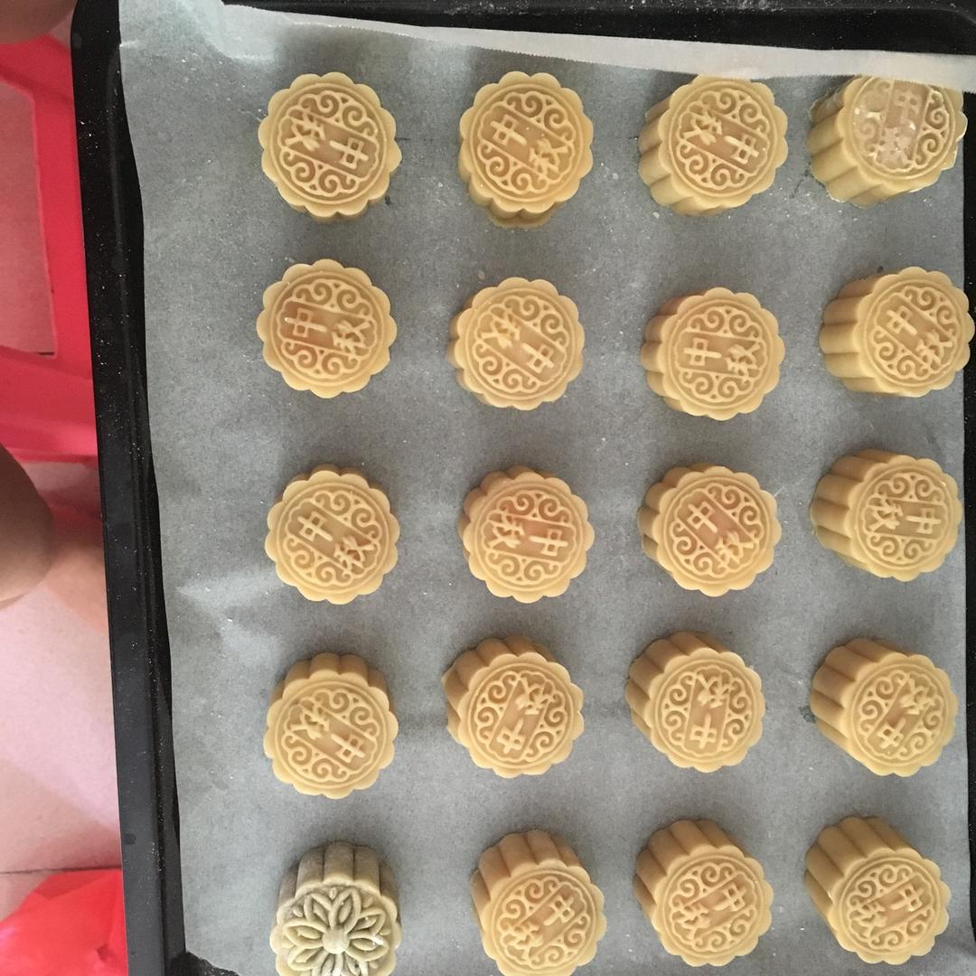 《Tinrry+》奶黄拉丝月饼（外酥内软）