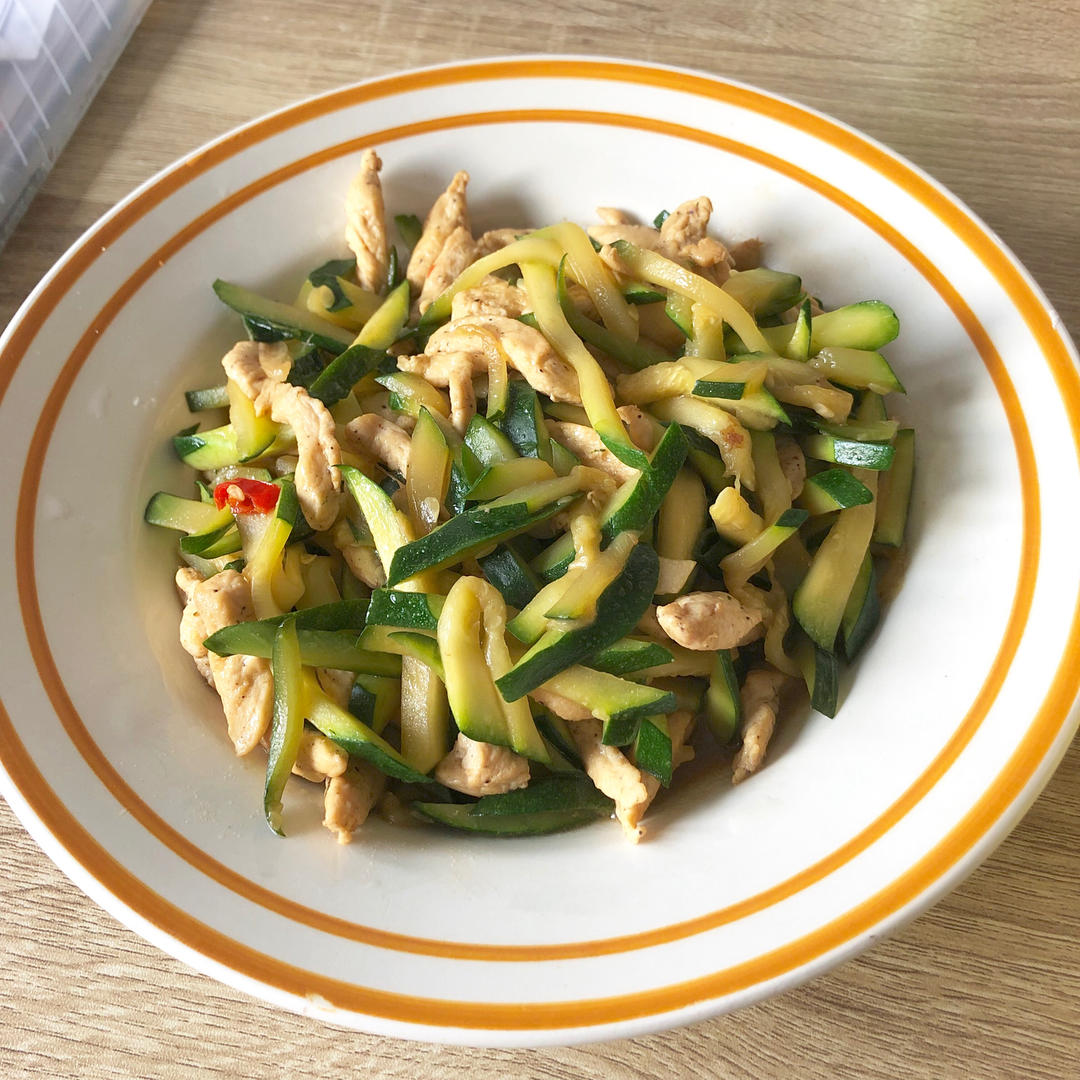 下饭瘦肉西葫芦🥒（十分钟快手菜简单美味）🔥🔥
