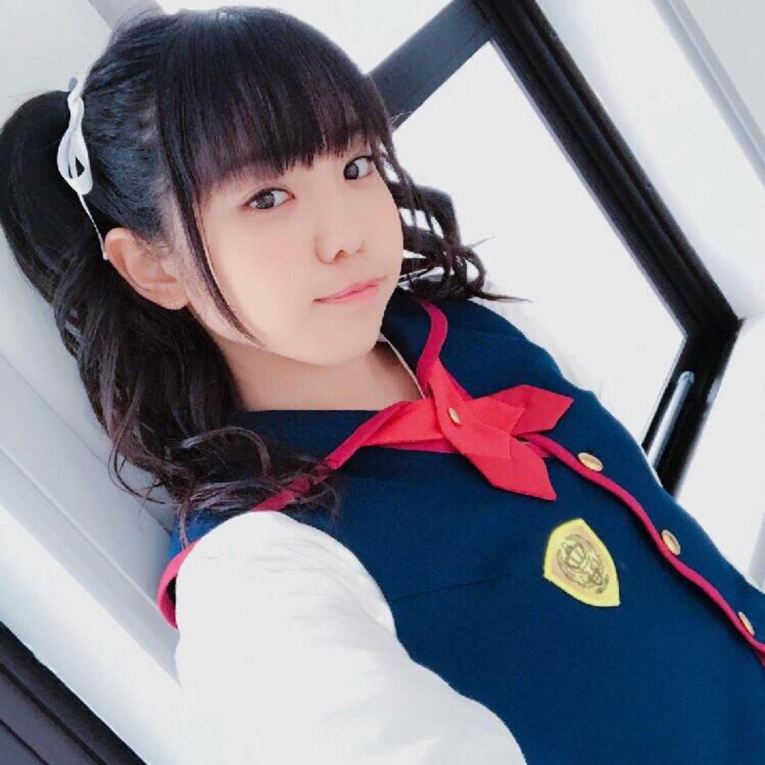 小山百代