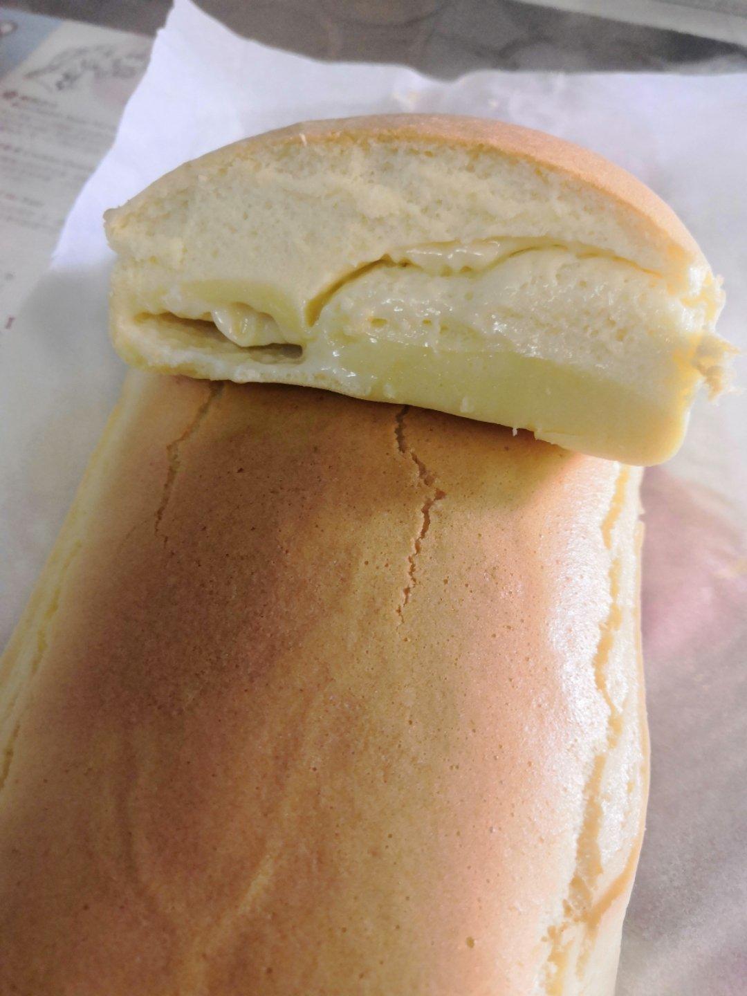 堪比柯基屁股
爆浆芝士🧀古早蛋糕