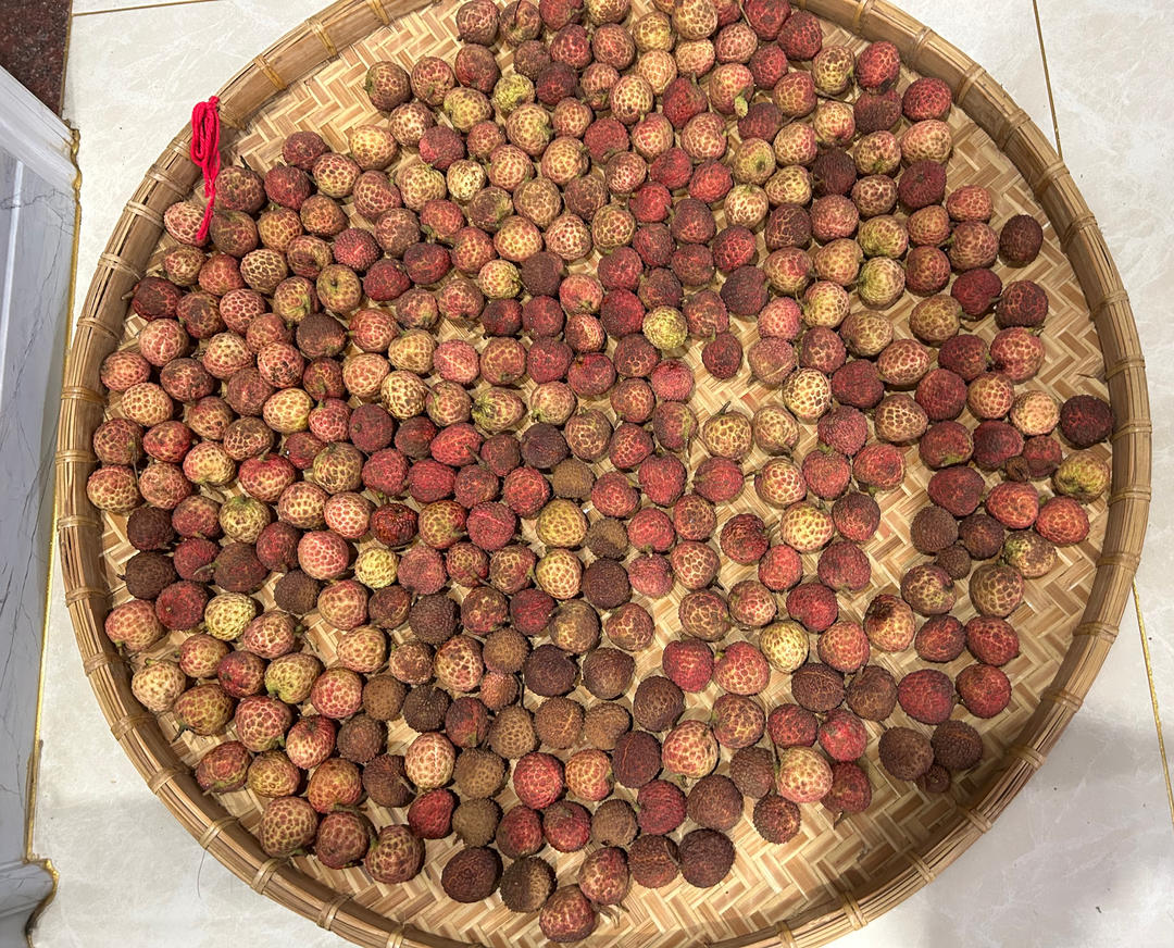 荔枝浸酒以及荔枝果酒（不加酒的荔枝酒）的做法