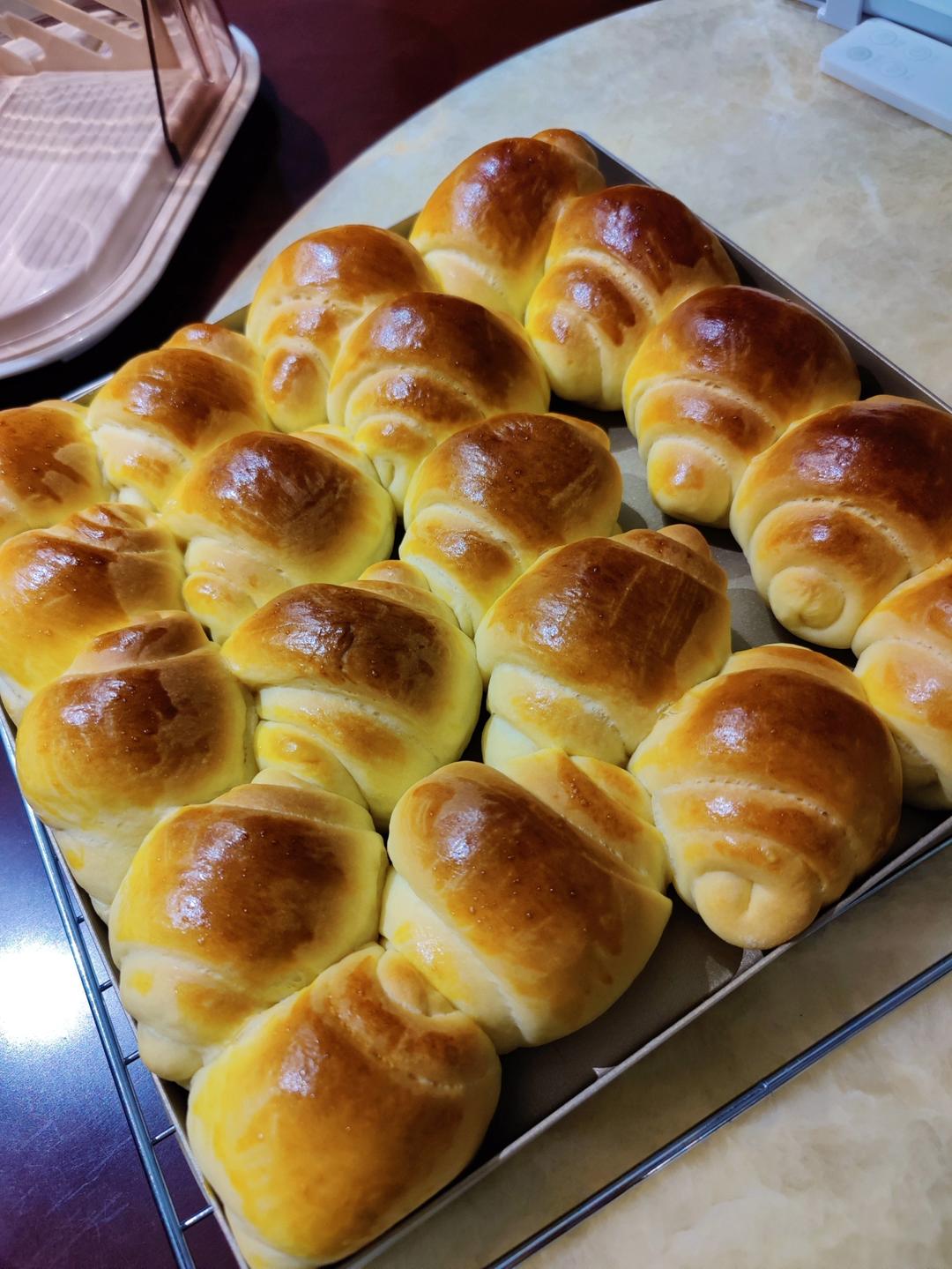 超级拉丝的牛奶面包