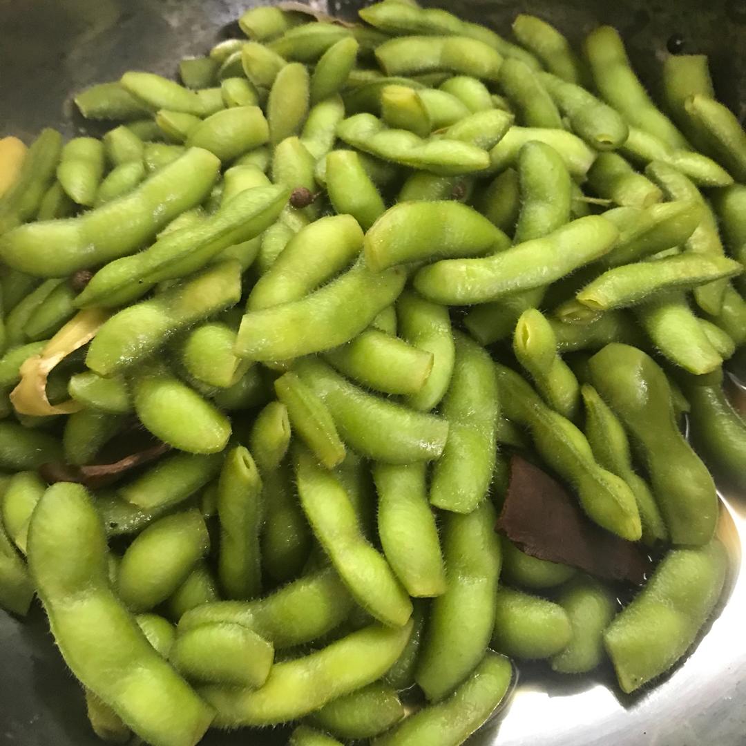 卤毛豆