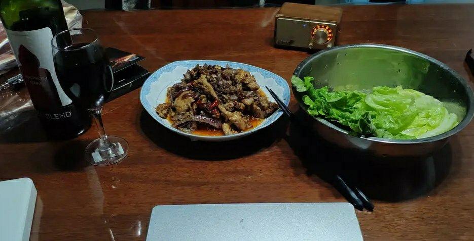 草包辣鸡