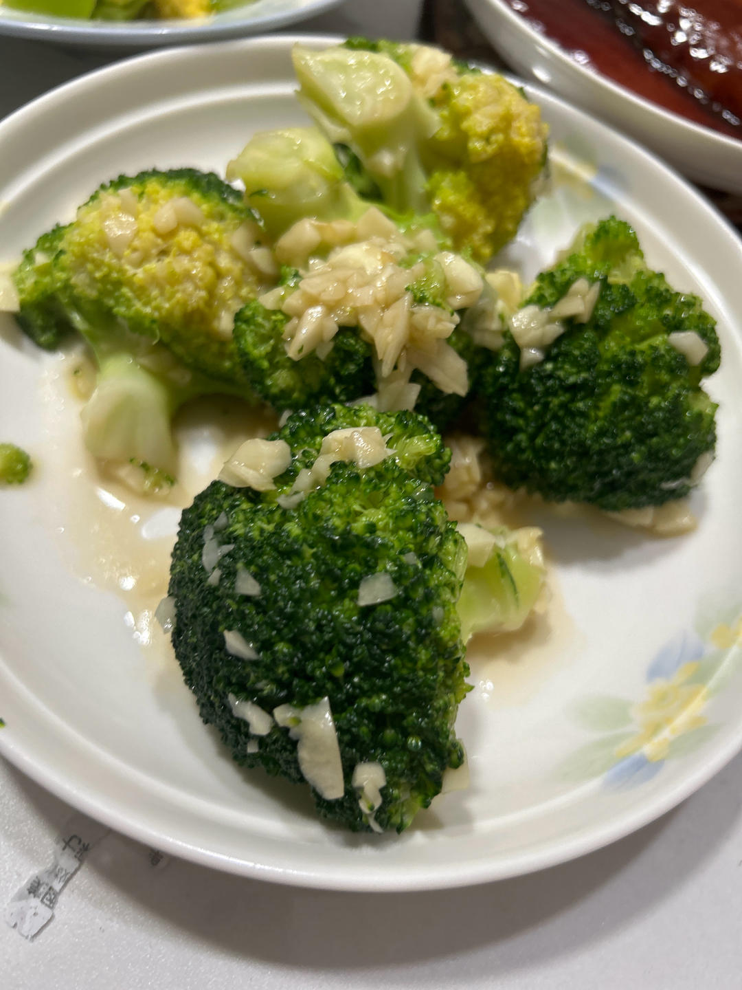 好吃到爆的耗油蒜蓉西兰花(从不修图，喜欢请关注)