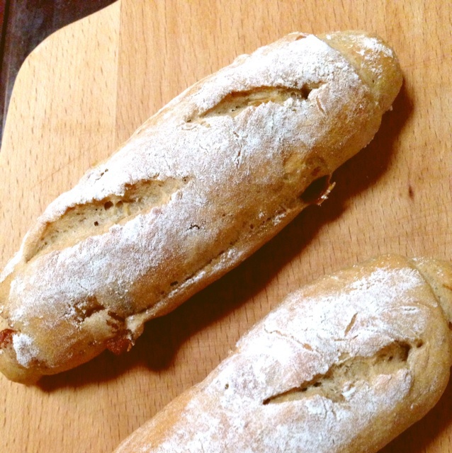 黑麦葡萄干面包