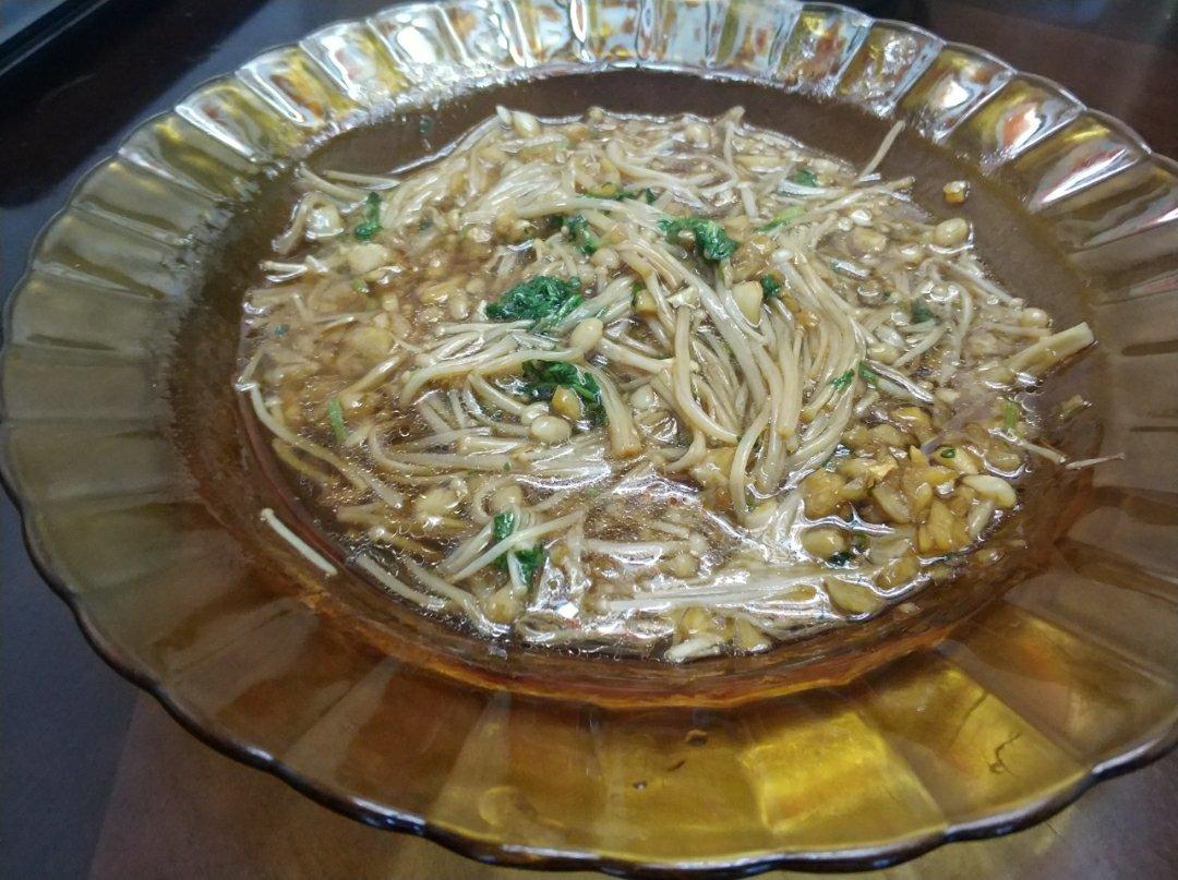 蒜蓉蒸金针菇