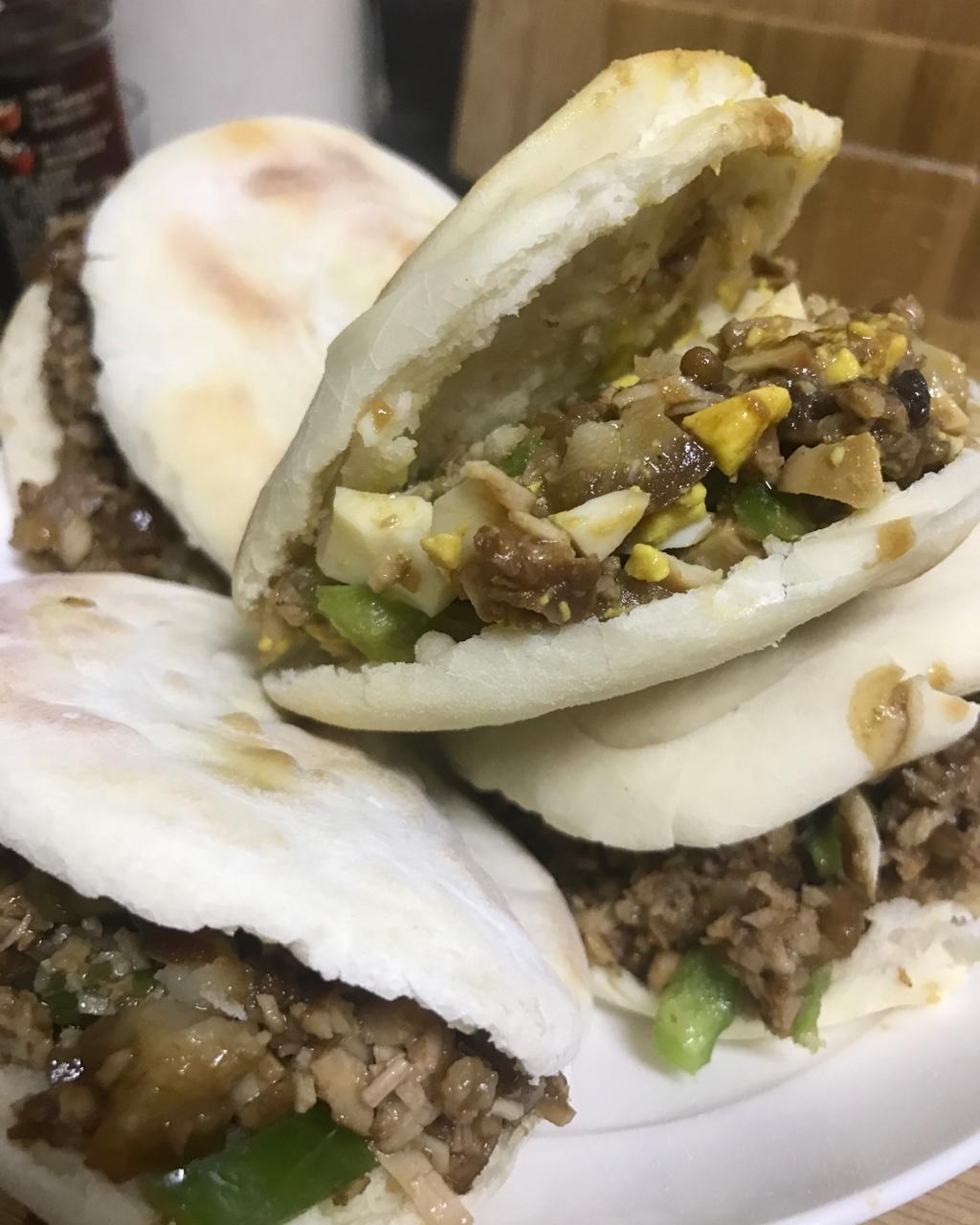 腊汁肉夹馍