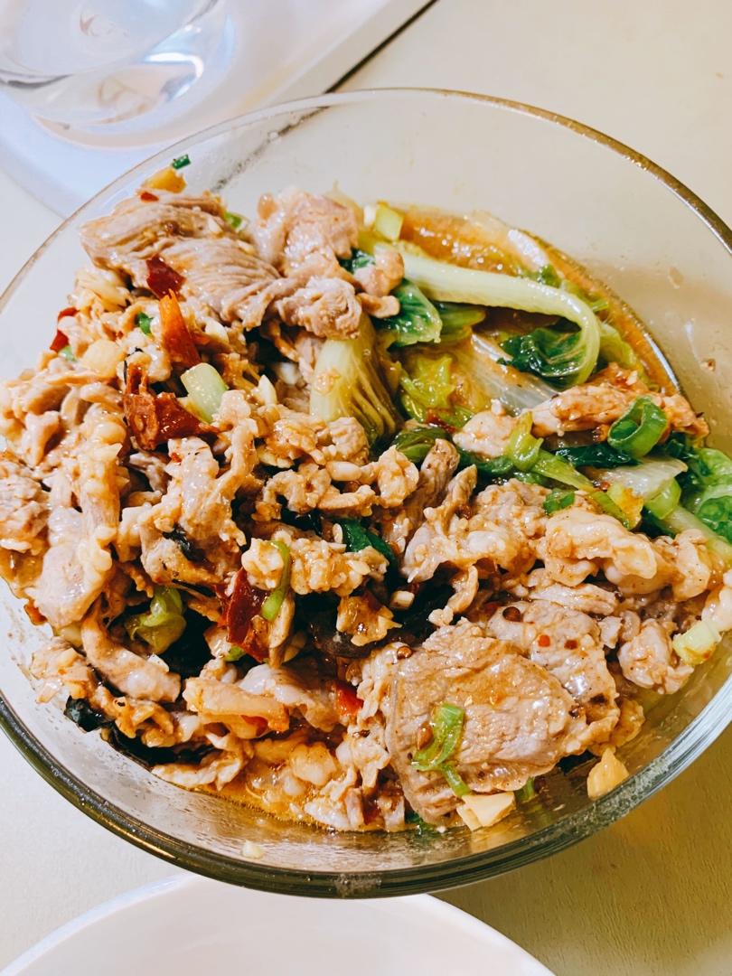 厨师长教你：“水煮肉片”的正宗做法，这味道真的很四川