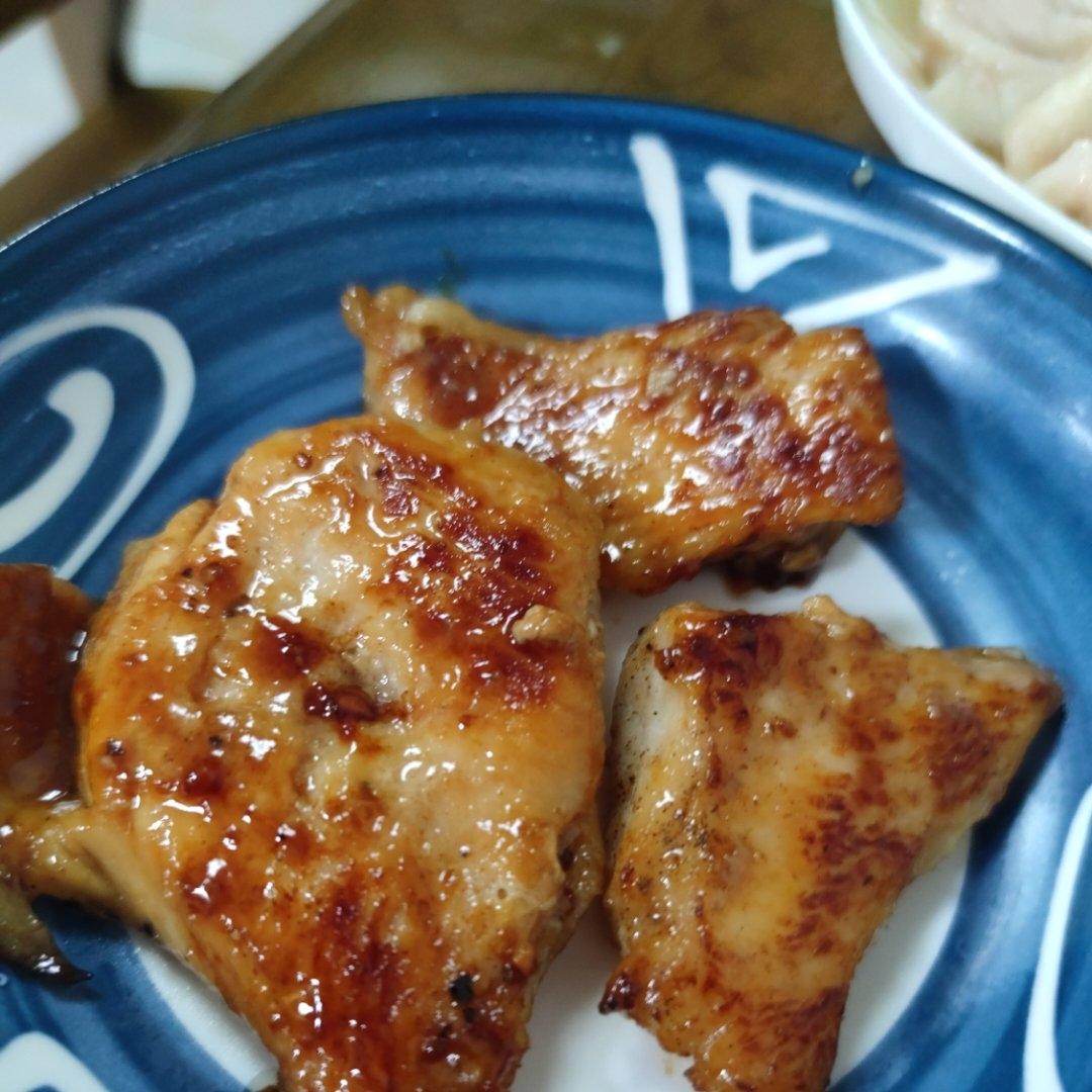 酷炫屌炸天好吃的煎鸡胸肉（香蒜蜂蜜煎鸡胸肉）