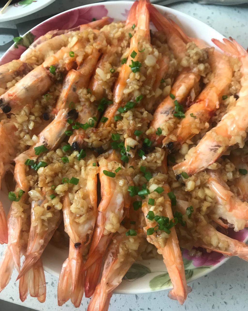 蒜蓉粉丝蒸大虾