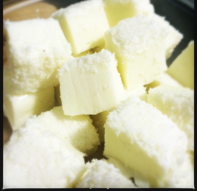 完胜85度C牛奶椰丝小方