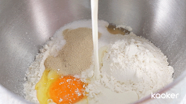 纯奶手撕吐司的做法 步骤1