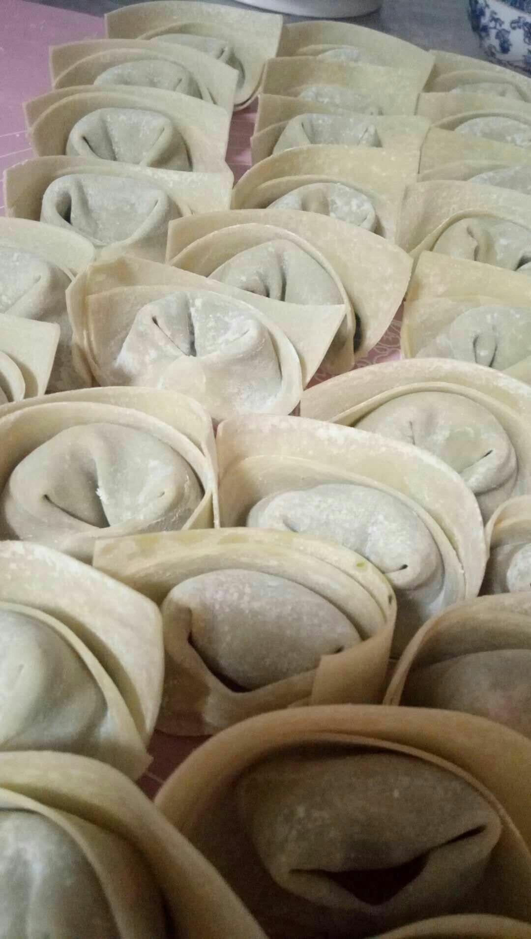 上海荠菜大馄饨