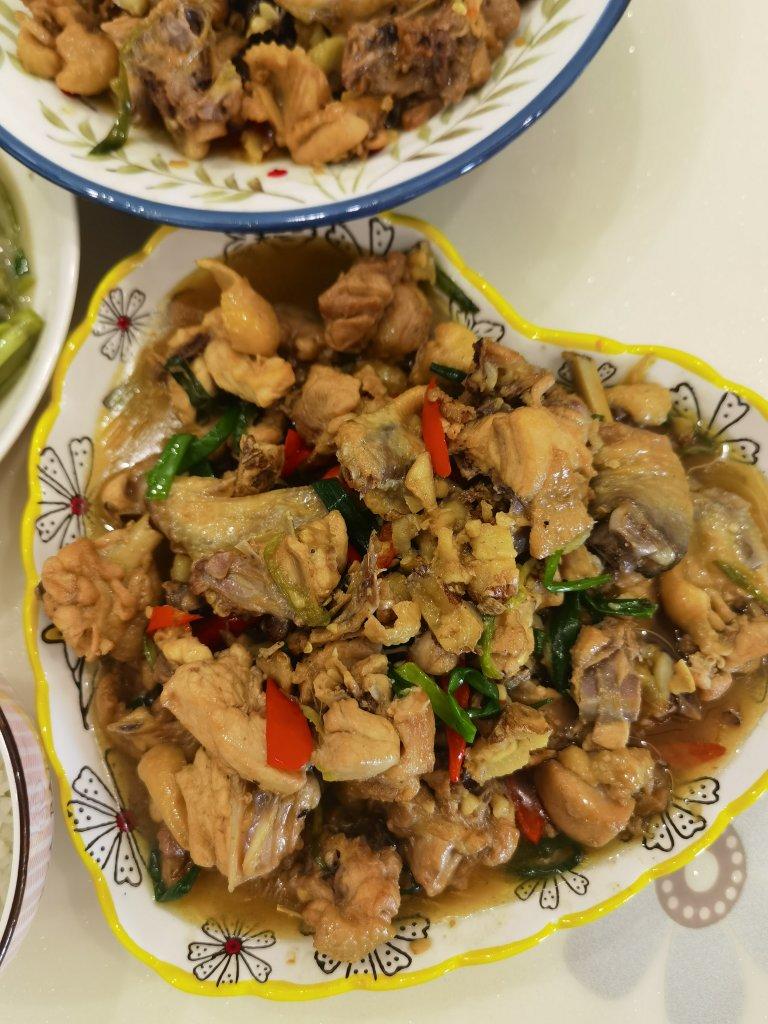 沙姜炒鸡（成为你的拿手菜）