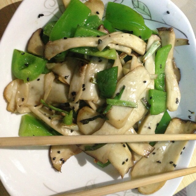 耗油青椒杏鲍菇