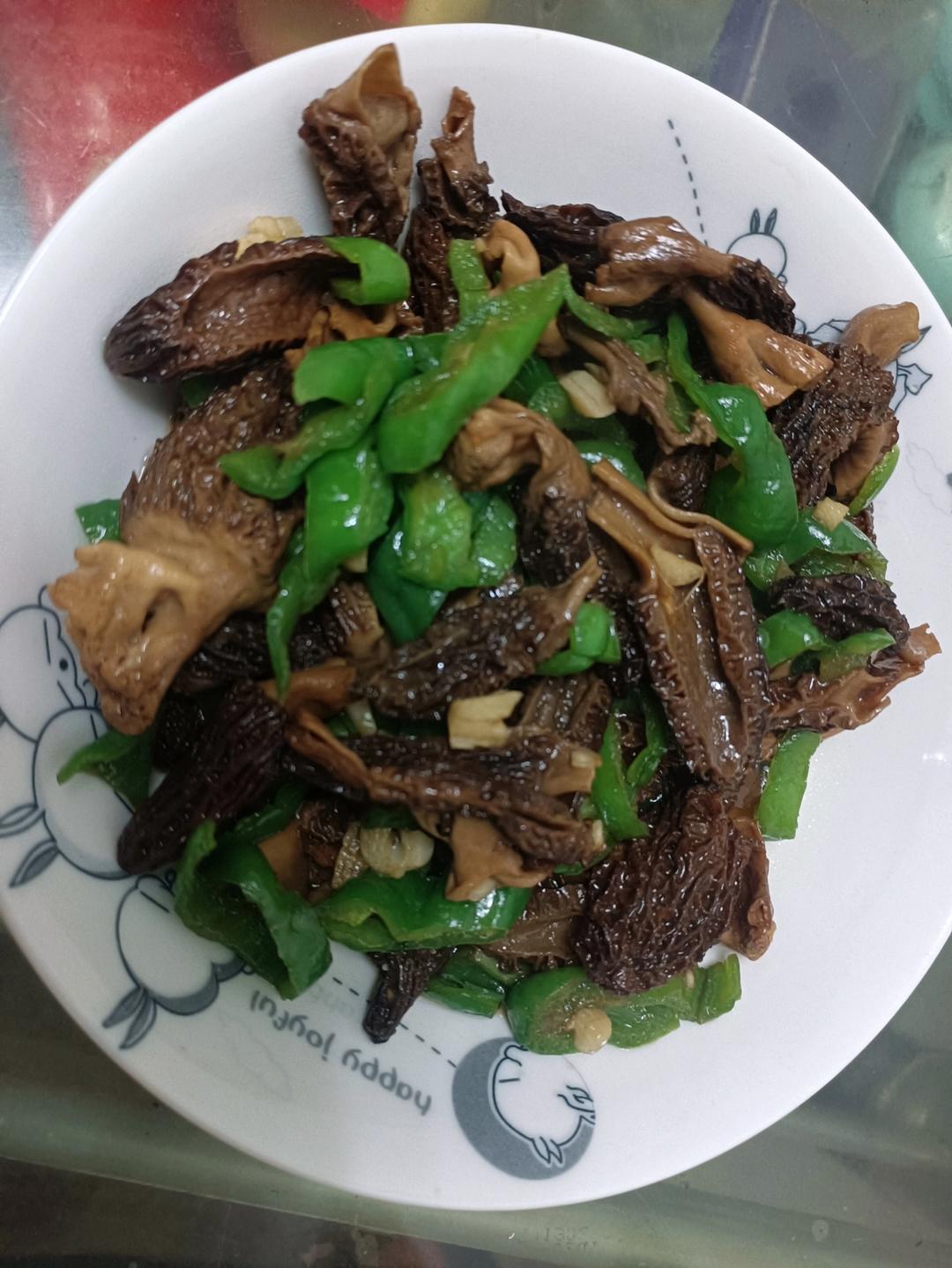 素炒羊肚菌