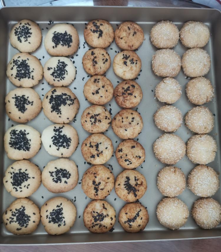 小饼干（原味，肉松，椰蓉味）的做法