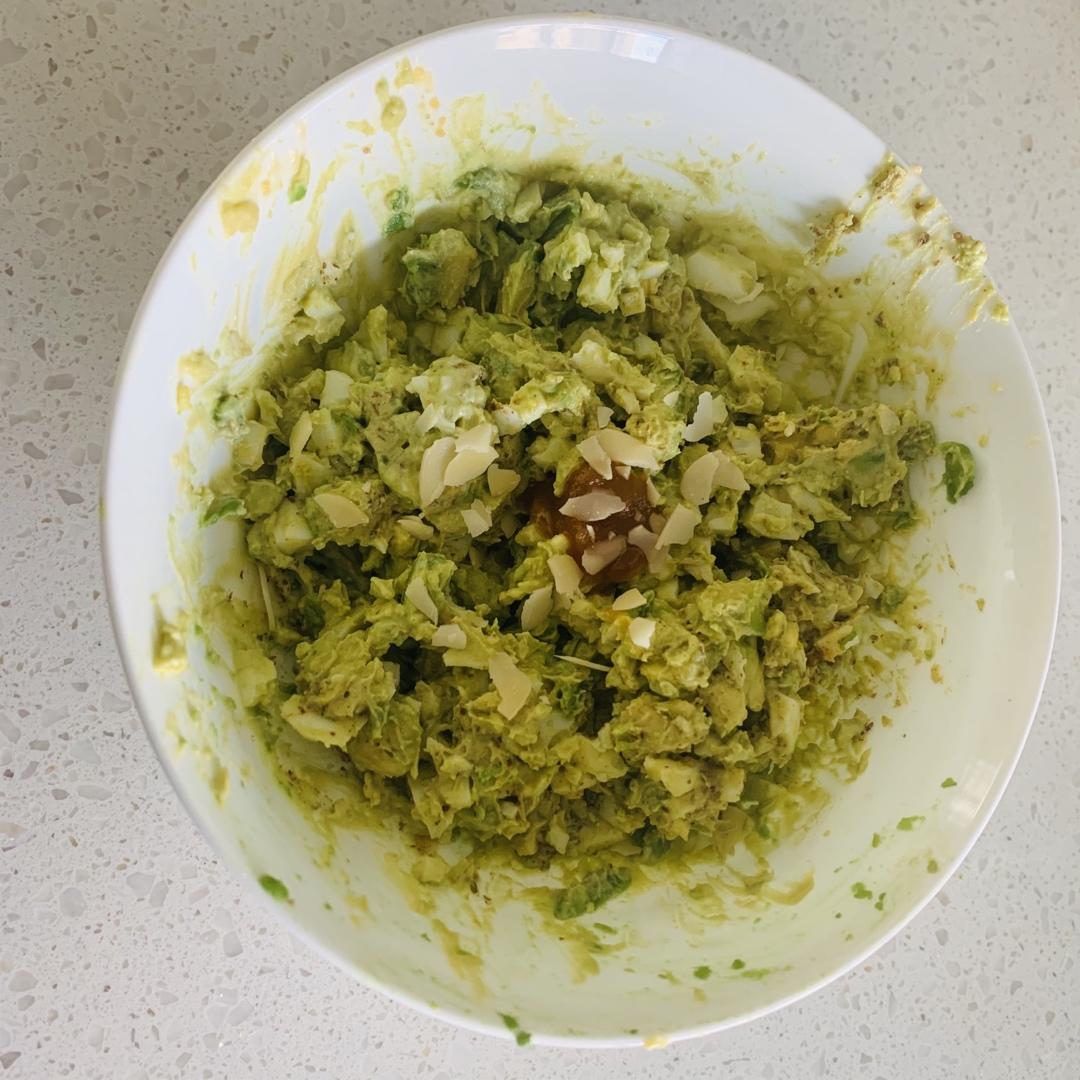 KETO DIET | 生酮食谱 牛油果鸡蛋沙拉