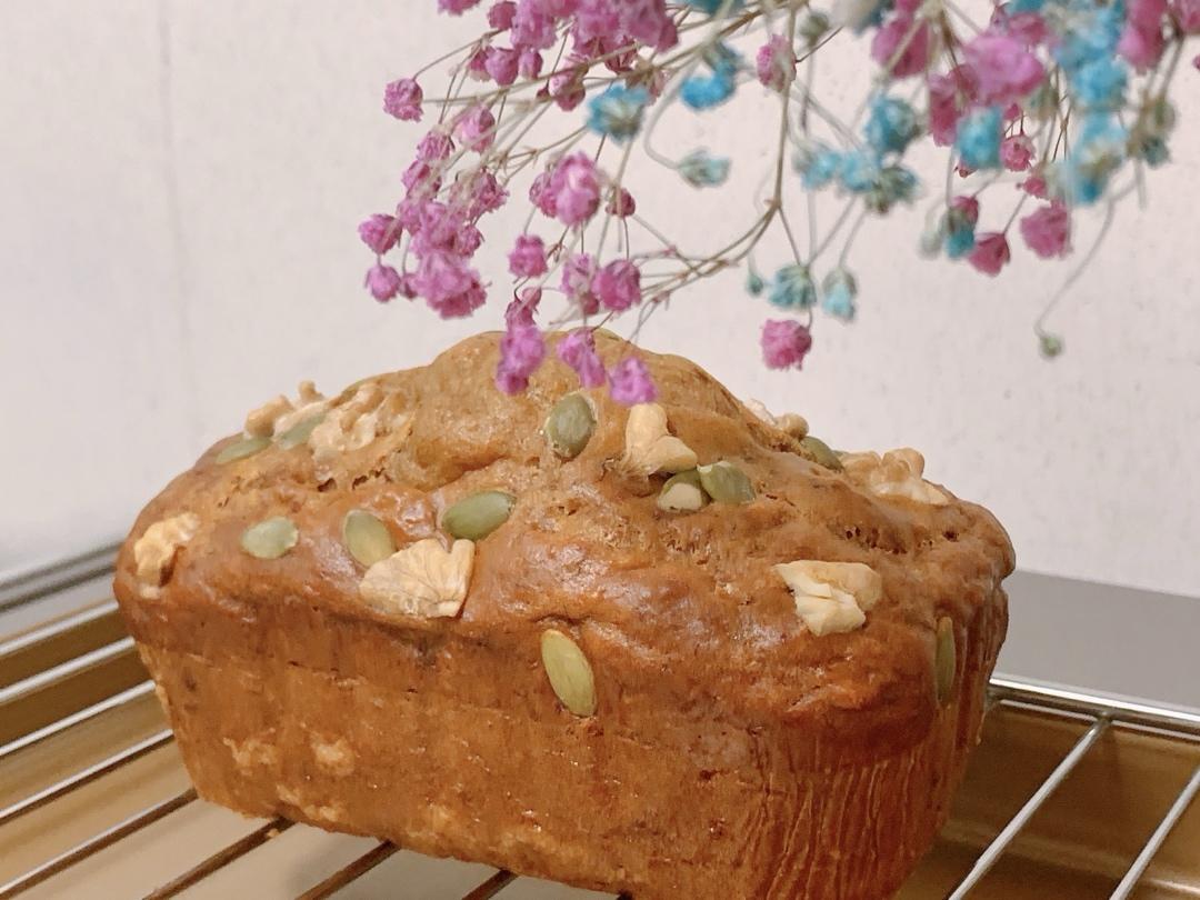 星巴克香蕉核桃蛋糕（Banana loaf）