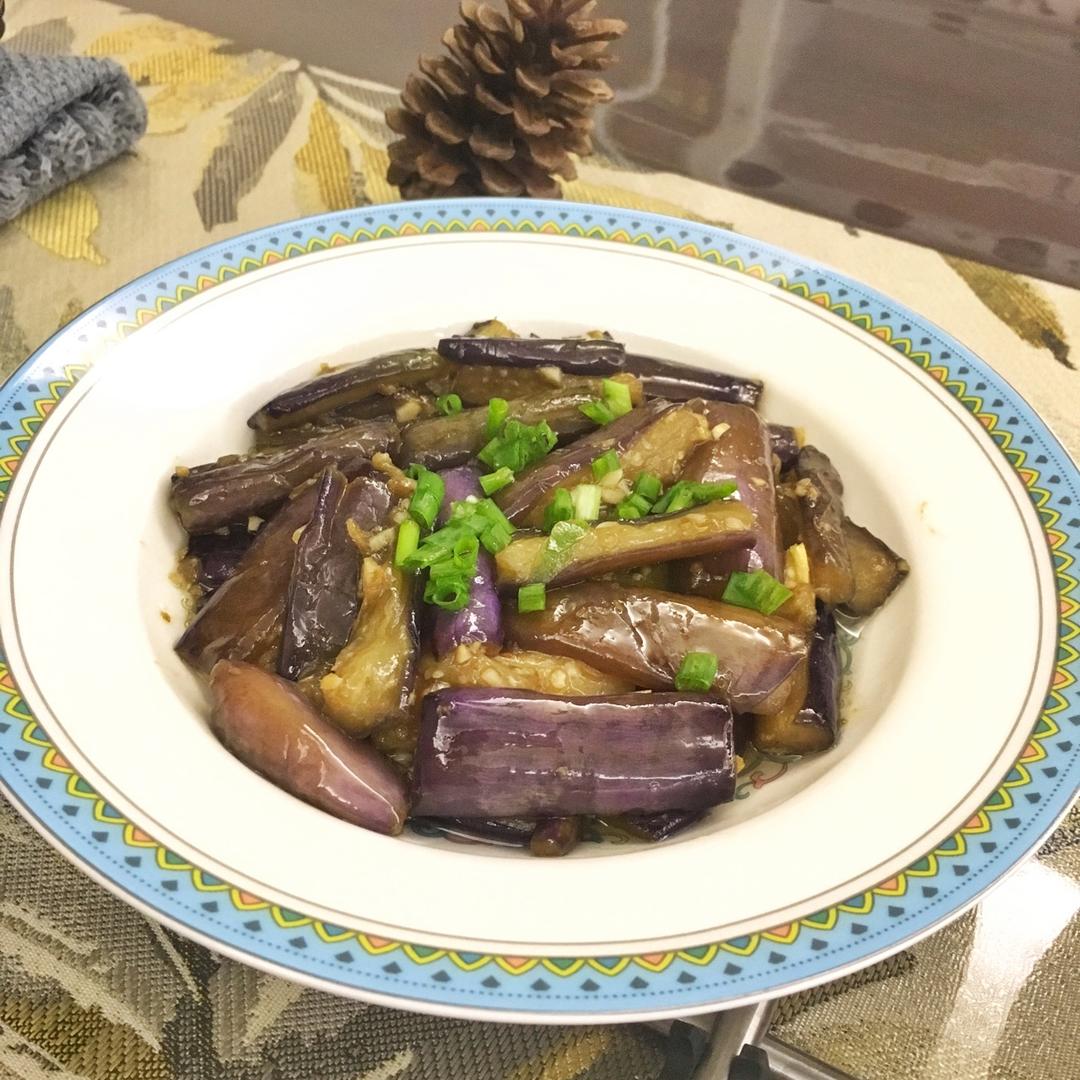 红烧茄子（教你炒茄子不变色的小妙招）