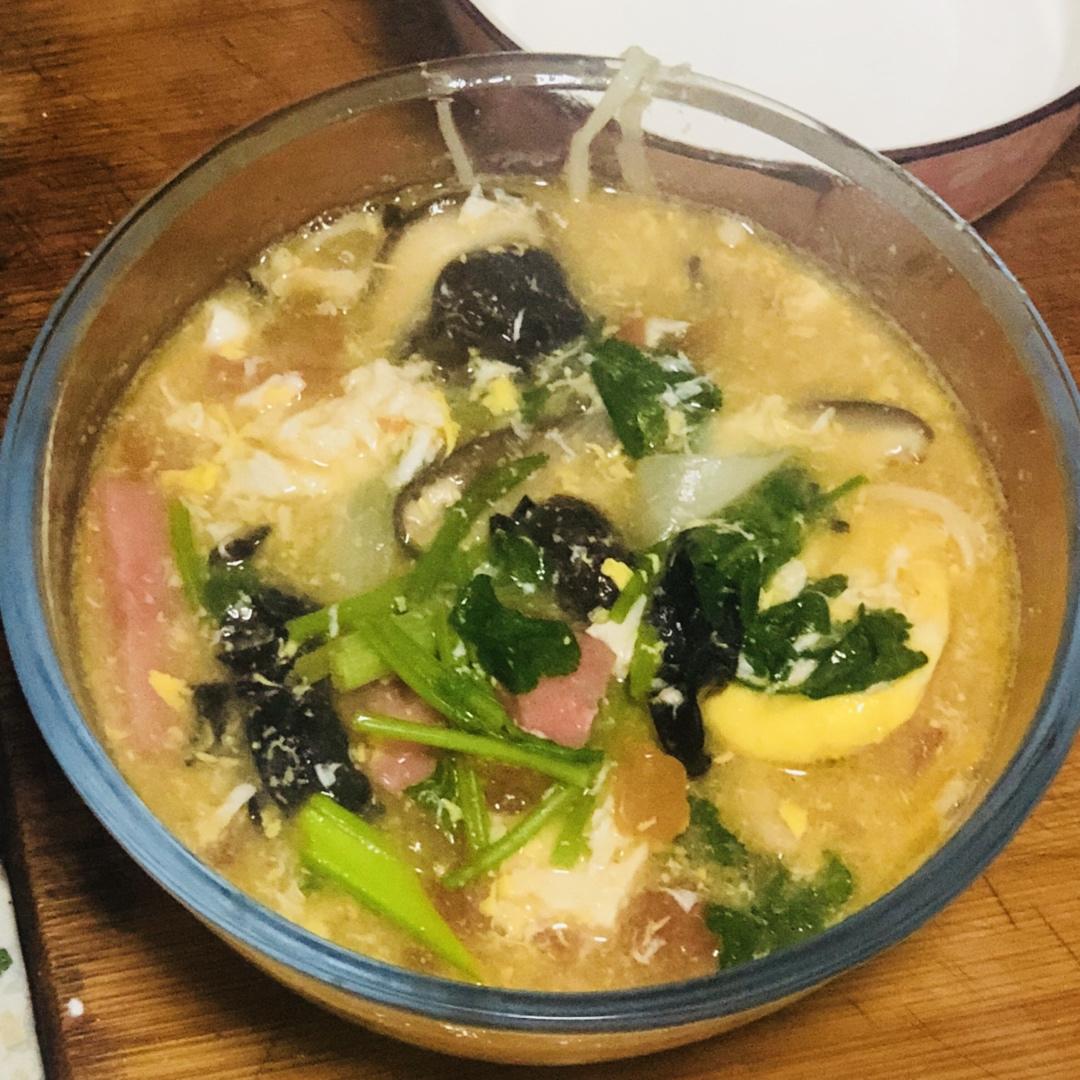 10分钟就能搞定的低脂酸辣汤❗好喝又开胃