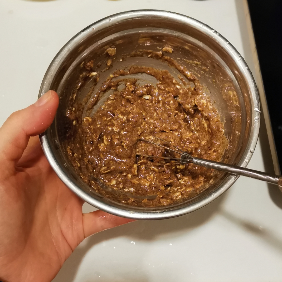 微波炉红糖肉桂苹果粗粮蛋糕【无油低卡低脂】的做法 步骤3