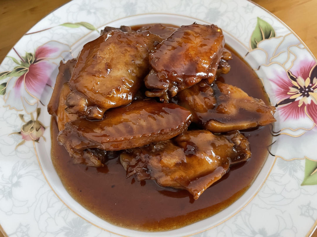 厨师长教你：“可乐鸡翅”的家常做法，味道鲜嫩可口，先收藏起来